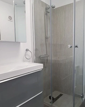 Închiriere 2 Camere Ultracentral, Vedere Dambovita, Renovat - imagine 9