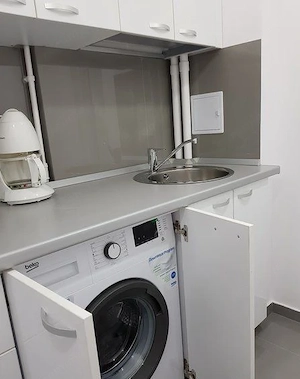 Închiriere 2 Camere Ultracentral, Vedere Dambovita, Renovat - imagine 8