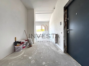 Apartament 3 camere si terasa de 84 mp cu vedere spre padure, Floresti - imagine 3