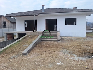 Casa si teren - Jiblea Noua - Calimanesti - imagine 13