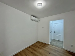 Apartament 2 camere, renovat complet, etaj 9/10, zona Dambovita  - imagine 6