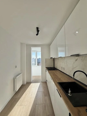 Apartament 2 camere, renovat complet, etaj 9/10, zona Dambovita  - imagine 10