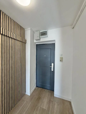 Apartament 2 camere, renovat complet, etaj 9/10, zona Dambovita  - imagine 15