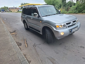 Mitsubishi Pajero Autoutilitara - imagine 2