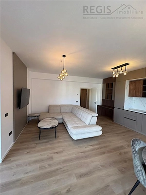 Apartament de vanzare in Tractorul - imagine 3
