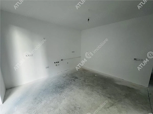 Casa individuala la cheie cu 4 camere 3 bai si teren 280 mp in Lazaret - imagine 19