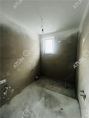 Casa individuala la cheie cu 4 camere 3 bai si teren 280 mp in Lazaret - imagine 17