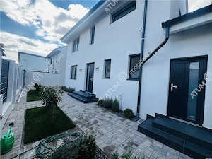 Casa individuala la cheie cu 4 camere 3 bai si teren 280 mp in Lazaret