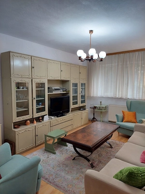 Apartament cu 3 camere de vânzare   Rădăuți - imagine 2