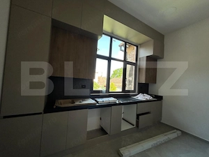 Apartament la casa  de inchiriat 4 camere, zona Centrala - imagine 3
