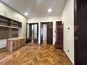 Apartament la casa  de inchiriat 4 camere, zona Centrala - imagine 5