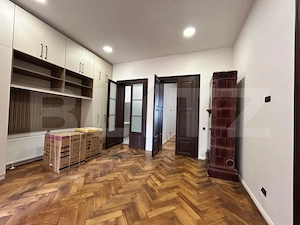 Apartament la casa  de inchiriat 4 camere, zona Centrala - imagine 4