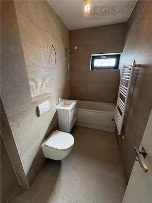 Apartament de vanzare cu 3 camere Tractorul - imagine 9