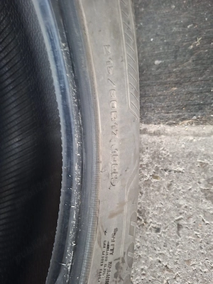 4 Anvelope Iarnă goodyear 215/60 R17 – DOT 2023 - imagine 5