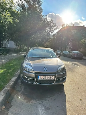 Autoturism Renault Laguna 3 Facelift 2.0 dCi 2012