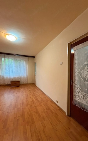 Crângași   Piață | 2 Camere Decomandat, Etaj 3 din 8, Bloc Anvelopat   Ideal Investiție - imagine 2