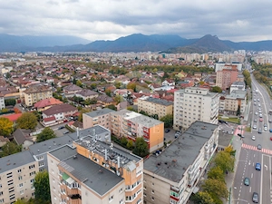 TRIAJ - Coresi | 3 camere +2 bai | 70 mp utili NERENOVAT | decomandat - imagine 6
