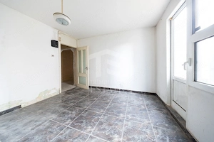 TRIAJ - Coresi | 3 camere +2 bai | 70 mp utili NERENOVAT | decomandat - imagine 5