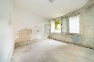 TRIAJ - Coresi | 3 camere +2 bai | 70 mp utili NERENOVAT | decomandat - imagine 9