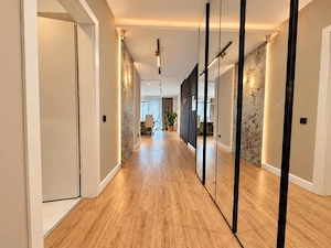Birou modern cu terasă verde și parcare, în zona Barbu Văcărescu - imagine 10