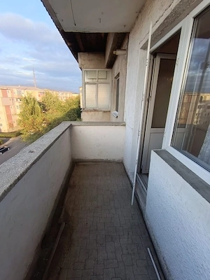 Apartament 2 camere, 55 mp, zona Hotvon  - imagine 8