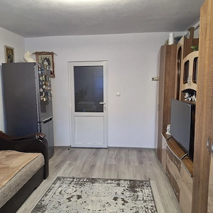Vând apartament două camere - imagine 8