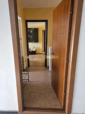 2 Camere de vanzare | Costin Georgian | Metrou | Bloc Reabilitat | - imagine 10