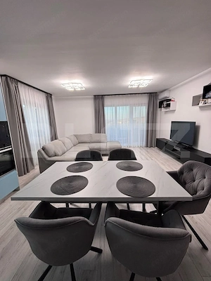 Apartament 3 camere, 70 mp, zona Apahida