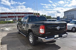 Dodge RAM 1500 Crew Cab 3.6 V6 eTorque 4x4, 2  km | Disponibil la comandă - imagine 4