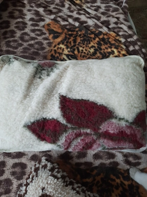 perne decor pufoase blan8ta lana