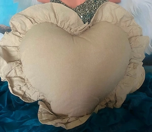 perne pufoase decorative 
