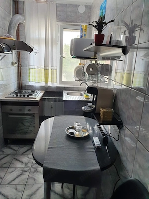 Apartament 2 camere zona Profi Crihala - imagine 2