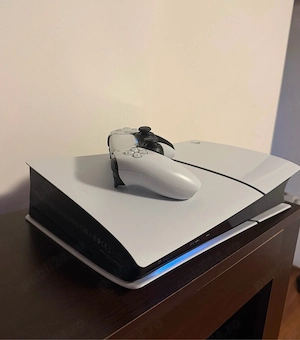 Vând PS5 Slim Digital Edițion 