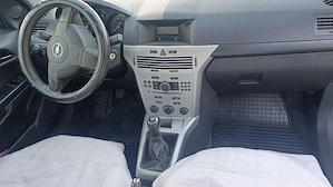 Opel Astra H 2009 | 1.4 Benzină | 90 CP | 197.000 km | Motor defect - imagine 8