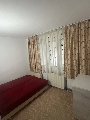 Închiriez apartament cu două camere  - imagine 2