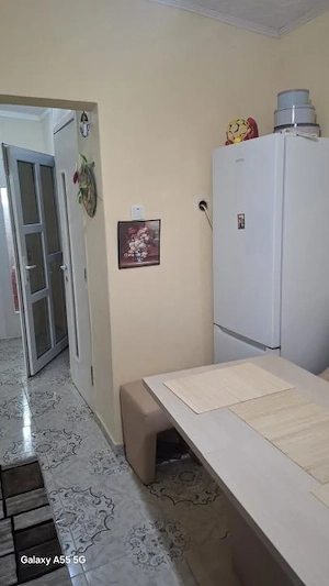 Apartament renovat 2 camere in Peregu Mare - imagine 7