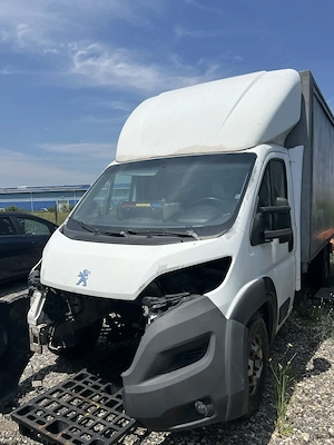 Vând Peugeot boxer fără motor și cutie dar există se pot monta