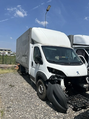 Vând Peugeot boxer fără motor și cutie dar există se pot monta - imagine 2