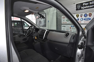Renault Trafic 2.0 dCi, 125 CP, 9 locuri, 2016 | Disponibil la comandă din Suedia - imagine 5