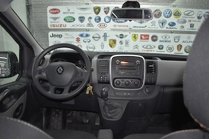 Renault Trafic 2.0 dCi, 125 CP, 9 locuri, 2016 | Disponibil la comandă din Suedia - imagine 6