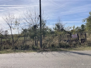 Teren intravilan stradal 7200 mp,Satul Vineti,Comuna Spineni Olt la 45 km de Slatina ! - imagine 3