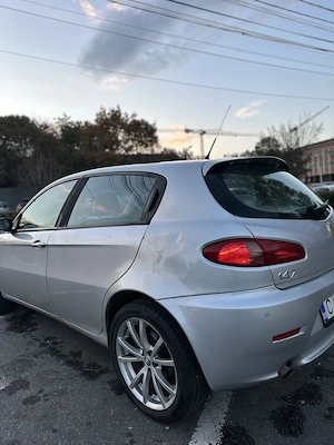 Vand Alfa Romeo 147 1.9 JTDM - imagine 5