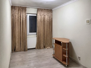 Apartament 3 camere decomandat, parter, mobilat, boxă, zona 5 Calarasi - imagine 4