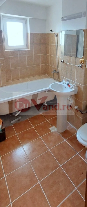 Apartament 2 camere, 68 mp, bloc 2009, zona Kaufland - Micro 14 - imagine 5
