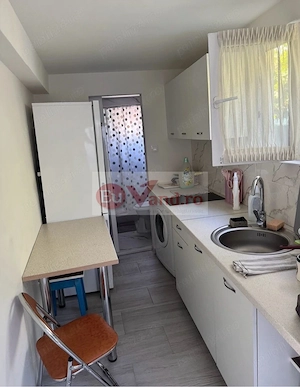 De inchiriat apartament o camera la curte, Zona General, 260 euro negoc. - imagine 3