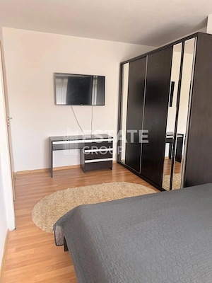 Apartament 2 camere, decomandat, etaj 5 cu pod deasupra - imagine 2