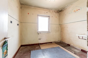 Apartament decomandat, 2 camere, Alfa, la 2 pași de stația de tramvai - imagine 5