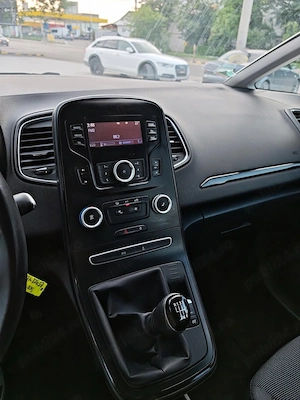 Renault Scenic 2018 1.5 dCi 95 CP, Euro 6, 165.000 km, carte service - imagine 10