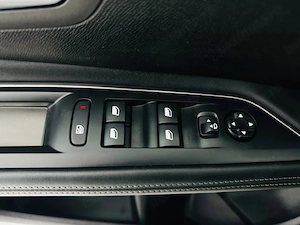 Peugeot 5008 - imagine 11