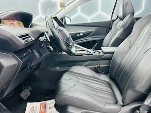 Peugeot 5008 - imagine 13